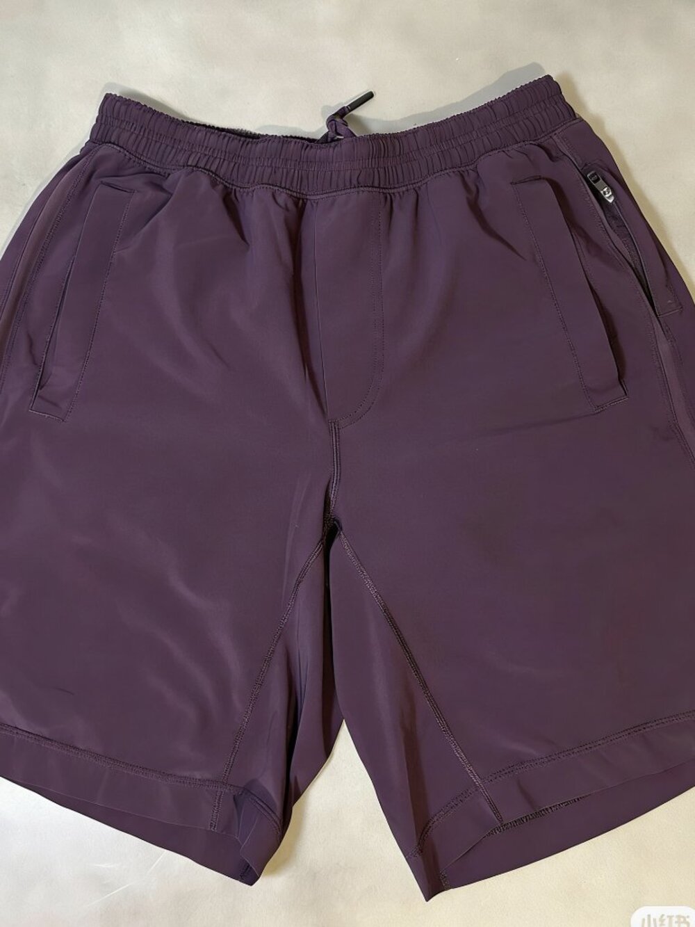 Lululemon Shorts Men's Pace Breaker Lined Athletic Gym 9" Inseam Maroon Red Med